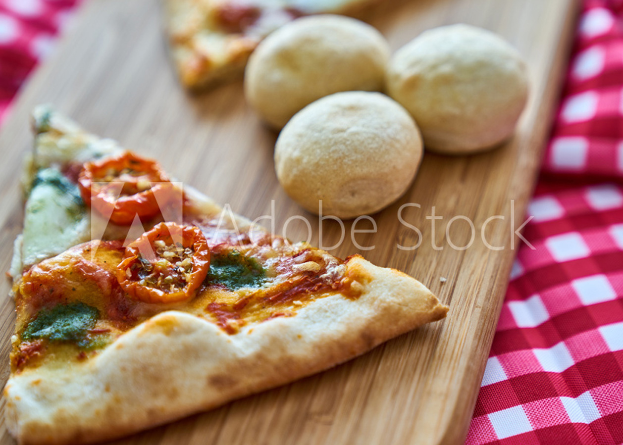 FROZEN CRUSTS & DOUGHBALLS CQS Continental Quattro Stagioni